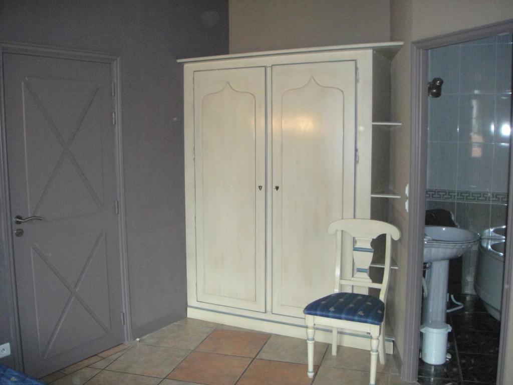Auberge des Lices Carcassonne Zimmer foto