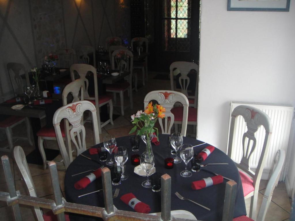 Auberge des Lices Carcassonne Exterior foto